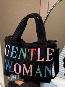 กระเป๋าถือผ้าขนสัตว์ถักปักลายตัวอักษร Gentle Woman กระเป๋าสะพายไหล่ข้างเดียวสำหรับผู้หญิง ฤดูใบไม้ผลิและฤดูร้อน ปี 2024