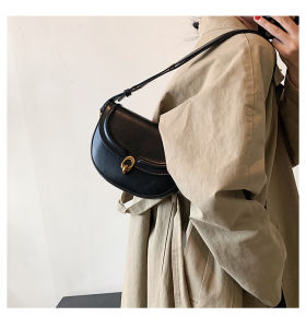 Túi da sát nách cổ điển đen trắng Túi Xách Thiết Kế Mới Cao Cấp Thời Trang Dành Cho Nữ