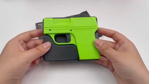 Bật lửa khò kiêm hộp đựng 10 điếu sài Gas cực chất- Bật lửa  hinh sung luc đựng 10 điếu kèm quẹt