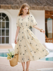 XIANGYING | French Style V-Neck Embroidered Flower Bubble Sleeve Tassel Waist Dress