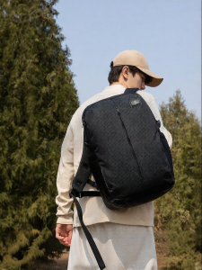 Toread | Lightweight & Scratch-Resistant Backpack 25L