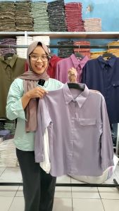 Kemeja Polos Rayon Twill Variasi Tutup Saku Wanita Viral Lengan Panjang Gaya Korean