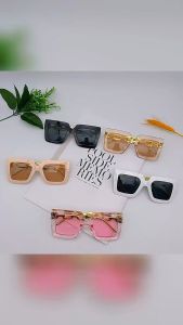 🔥Cc.👍 New square sunglasses personality network red chain large frame senior sense street shot sunglasses womens trend fashion sunglasses