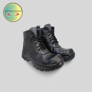 Sepatu Safety Pria Kulit Ujung Besi Sole Karet / Safety Boots Pria Safety Kulit cocok di segala moment