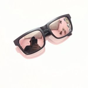 Kacamata Hitam Gaya Sunglasses Anti UV Radiasi Limited Edition COD