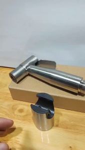Tay xịt vệ sinh INOX SUS 304 tăng áp cao cấp đầu xịt vệ sinh tolet phù hợp với tất cả các loại dây xịt nhựa hoặc inox có kèm theo đế inox đi kèm-  Cửa Hàng Nam