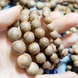 Vòng Tay Trầm Hương Tự Nhiên Nữ 8mm 21 Hat Mix Đá Phong Thủy Tặng Kèm Hộp Gấm Cao Cấp - Trầm Hương Hùng Dung