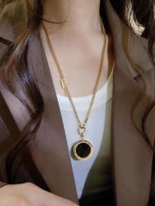 High End Long Titanium Steel Sweater Chain Necklace for Women Non Fading Fashionable Accessory Roman Numerals Design New 2024