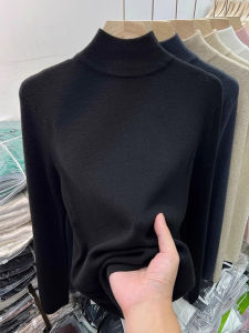 2026 New Elegant French Designed Close Fitting Knitted Top