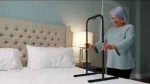 Bed Assist Rail Bed Fence Elder Bed Guardrail Bed Safety Guard Leg Bed Assist with Storage Pocket Height Adjustable
