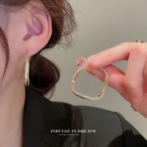 Exaggerated Earrings Womens Fashion Luxury Sensation Alloy Silver Gold Plated Korean Style out New Summer Jewelry Accessories