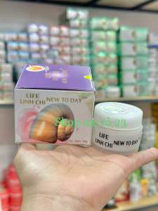 KEM LINH CHI NEW TODAY DƯỠNG TRẮNG DA TÁI TẠO 3 IN 1 HỦ 18G