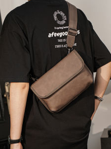 กระเป๋าคาดหน้าอกลายหัวเสือใหม่ กระเป๋าสะพายไหล่แบบลำลองสำหรับคู่รัก กระเป๋าถือหนัง PU สำหรับผู้ชายและผู้หญิง