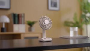 New Vintage Desk Fan 2000mAh 5 Gear Speed Silent Rechargeable Fan Angle Adjustable Mini Air Circulator for Home Office Room