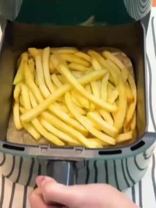 Air Fryer 5L Large Capacity Digital Touchscreen with View Window 1700W Fast Cook & 6-in-1 Multifunction for Healthy Low