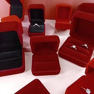 Married Red Velvet Ring Box Engagement High End Diamond Ring Box Wedding Ceremony Exchange Shooting Earring Pair Ring Box