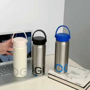 Cold Insulation Bottle Light Luxury 550ml Insulated Cup High Aesthetic Value Stainless Steel Portable Thermal Bottle