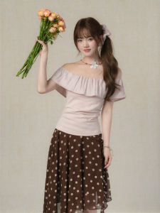loveheynew | Áo Thun Hồng Kiểu Sweet và Off-Shoulder