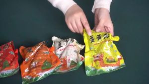 [spot] Jiaxing Zongzi Dragon Boat Festival Snacks嘉兴粽子早餐鲜肉粽蛋黄肉粽端午节真空零食粽4肉4蛋黄