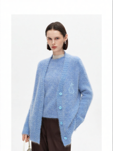 Stylish Alpaca Wool Blend Pear-Embroidery Sweater