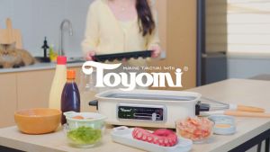 TOYOMI Multi Functional Pot MC 8201 Multi Cooker with 3 in 1 Non-Stick Cooking Pot (Bbq Hotpot and Steamer)