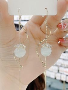Long Bohemian Tassel Earrings Womens Cats Eye Stone Anti-allergy Fashionable Ear Jewelry Elegant Dangle Earrings