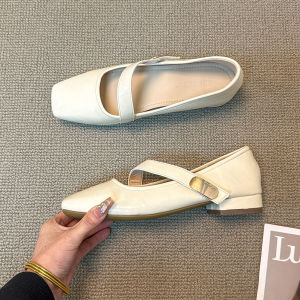 French Low Heel Mary Janes Commuter Shoes Womens Fashion Spring New Style Khaki Color Flat Head Single Shoes for Evening Wear