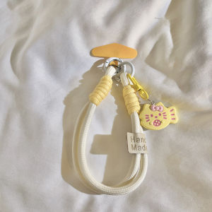 Cute 3D Pendant Fish Shape KT Cat Weaved Nylon Short Style Womens Mobile Phone Strap Universal Shell Creative Anti-fall Wristband Hand Ring