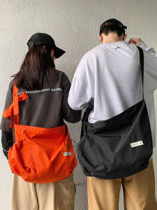 Casual Nylon Crossbody Bag for Men Large Capacity Shoulder Bag with Zipper Closure Soft Strap Pure Color Japanese Style