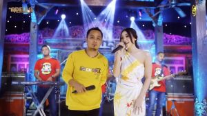 FLASHDISK SANDISK 32GB ORIGINAL - FLASHDISK FULL VIDEO MP4 DANGDUT KOPLO- FLASHDISK MP4 UNTUK TAPE MOBIL - FLASHDISK LAGU DANGDUT MP4 - FLASHDISK ISI LAGU MP3 MOBIL - FLASHDISK  ISI VIDEO Dangdut - FLASHDISK MP4 DANGDUT- FLASHDISK UNTUK TAPE MOBIL