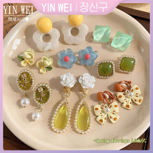 YIN WEI Fashion flower ear clip female 2024 new lovely holiday wind earrings high quality temperament earrings