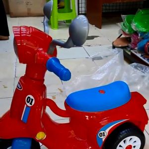 SHP MB 691 vespa classic anak musik mainan anak motor vespa musik