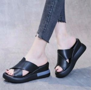 Sandal Wanita Wedges/Sandal Wanita Kekinian/Sandal Wanita Terbaru/Sandal Wanita Slop