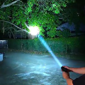 Philips Flashlight SFL2141/93 ไฟฉายมือถือกำลังสูง ไฟฉายกลางแจ้ง ไฟฉาย LED 1200mAh พอร์ตชาร์จ Type-C ปรับซูม Focus