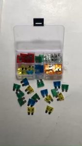 Bộ 60 Cầu Chì chân to Dự Phòng cho Xe Hơi Xe Máy Xe Tải 5A 10A 15A 20A 25A 30A