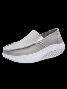 รองเท้าส้นเตี้ยทรงหัวมนพื้นยางแบบสวมสบายสำหรับผู้หญิง รองเท้าส้นหนาสำหรับออกกำลังกาย รองเท้าส้นเตี้ยแบบสวมสบาย ฤดูใบไม้ผลิ 2025