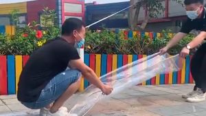 การใช้แพงกว่า 99 ปี บริษัท ผ้าใบกันฝน ผ้าใบใส ผ้าใบกันฝน การส่งผ่านแสง 100% ถึง 999 ราคาที่ไม่ขึ้นราคาเหมาะสำหรับร้านค้าพ่อค้าแม่ค้า ก่อนหน้าหลักซ้อนที่แหล่งของเหมาะสม ระเบียงลามห้องอาบอดดโรงจอดรถดอกไม้ ผ้าเต้นกันฝน ผ้