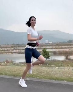 กระเป๋าวิ่ง กระเป๋าวิ่งคาดเอว ออกกำลังกาย BEZ วัสดุผ้าอย่างดี กันน้ำ ช่องเก็บของใหญ่ ใส่โทรศัพท์ // SP-WR4