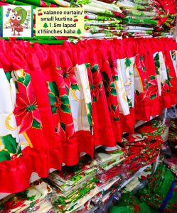 CHRISTMAS CURTAIN VALANCE 15 INCHES X 58 INCHES