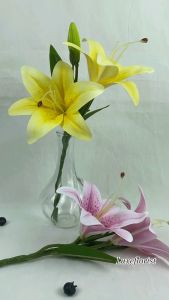 Bunga Lily Latex Cabang 2 Bunga lili Palsu Bahan Lateks Artificial Tiger Lilies Real Touch Silk Flower Hiasan Cafe Bucket Rumah Hotel dan Dekorasi Pelaminan Murah Premium Berkualitas