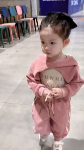 Crop Top Setelan Anak Perempuan 3 in 1 2-8 Tahun Fashion Setelan Sport 3pcs Atasan+Rompi+Celana Panjang 2 Warna Setelan Anak Perempuan Baju Fashion