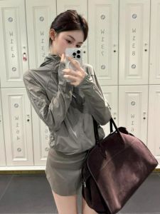 Gray Hooded Jacket Womens Fashion Slim Fit Short Sleeveless Top Summer 2025 New Design Sense Sun Protection Zipper Closure