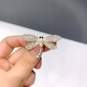 M&P Store - Ghim cài áo chuồn chuồn nhỏ nhắn dễ thương