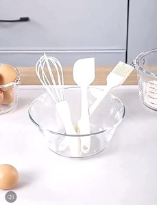 3PCS Silicone Baking Tools Set Kitchen Cooking Utensil Set Spatula Egg Beater Whisk Scraper Oil Brush for Baking Mixing