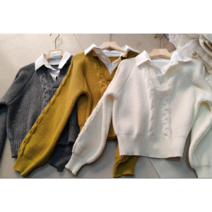 YUEZHONGWEI | College Style Fake Two-Piece Collar Overhead Sweater Thick Loose Cozy Style