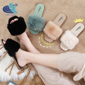 YUNGUANG สไตล์ใหม่รองเท้าสลิปเปอร์ผ้ากํามะหยี่แฟชั่นสําหรับผู้หญิงแนวโน้มเสื้อนอกผู้หญิงรองเท้าแตะส้นแบนแฟชั่นสตรีสไตล์เกาหลี [คุณภาพสูง]