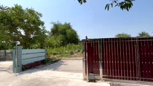 ชุดมอเตอร์ประตูรีโมท BSM AC กล่องสีฟ้า 370W 1000 Kg. ***ชุดนี้ไม่รวมเฟืองสะพาน หากต้องการรบกวนสั่งแยก***