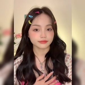 【Bestella✨COD】Jepit Rambut Anak Bentuk Hati Manis Tidak Menyakiti Rambut Jepit Rambut Lucu Jepit Poni Samping Cewek