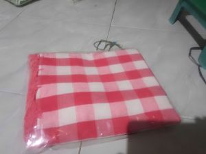 Taplak Meja Makan 6Kursi Ukuran 140×200cm Model Rumbai Tenun Tradisional