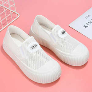 Womens Summer Soft Bottom Breathable Anti-Odor Slip-On Shoes Medical Staff Hospital Work Shoes Cool Sandals Mesh Surface